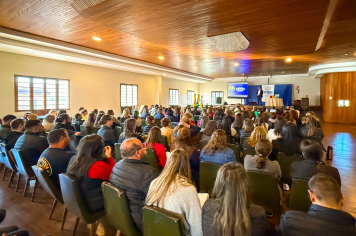 Palestra para profissionais da educação