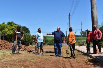 CONSTRUÇÃO DE PASSEIO PÚBLICO NA RUA JOSÉ MARIA DE MELLO ESTÁ EM FASE DE CONCLUSÃO 