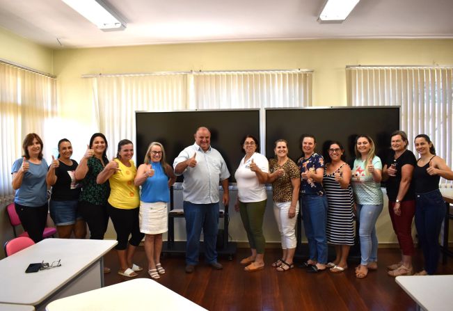 TELAS INTERATIVAS INOVAM O SETOR DE EDUCAÇÃO DA REDE MUNICIPAL DE CATUÍPE