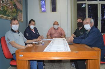 SECRETARIA MUNICIPAL DE SAÚDE APRESENTA EQUIPE QUE COORDENARÁ IMUNIZAÇÃO CONTRA A COVID-19 EM CATUÍPE