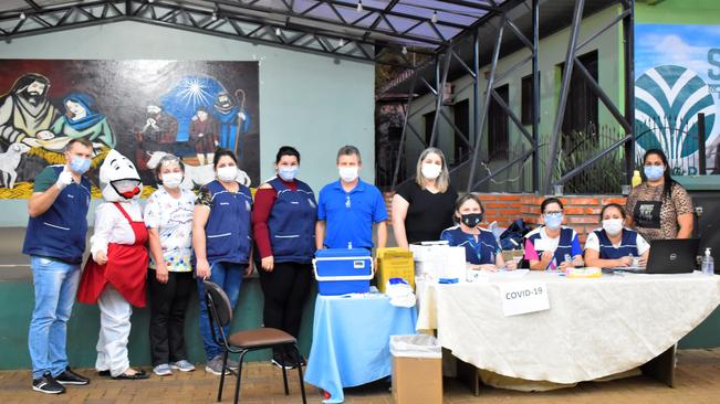 DIA D FOI SUCESSO E POPULAÇÃO CATUIPANA FOI IMUNIZADA CONTRA A COVID-19 E TAMBÉM CONTRA A INFLUENZA
